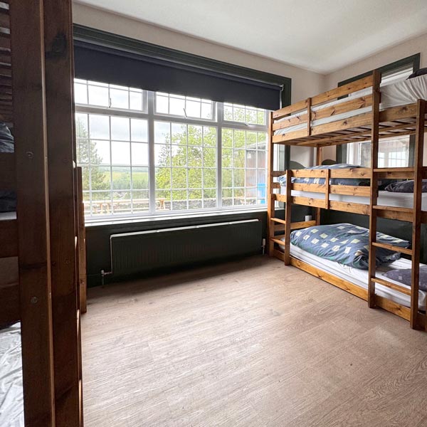 triple bunks